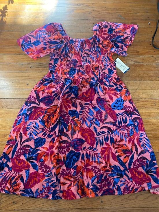 Terra & Sky Dresses & Skirts - Terra & Sky Pink Floral Dress with Blue and Purple Leaves and pockets!